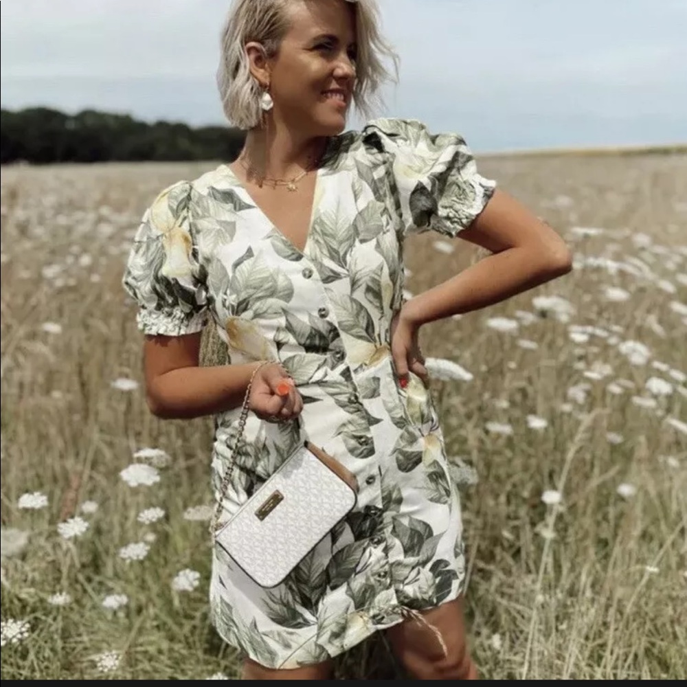 H&M Lemon Summer Linen Button Front Puff Sleeve